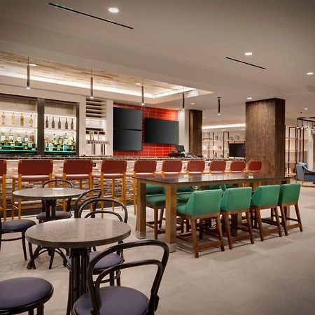 Hilton Garden Inn Haymarket Extérieur photo