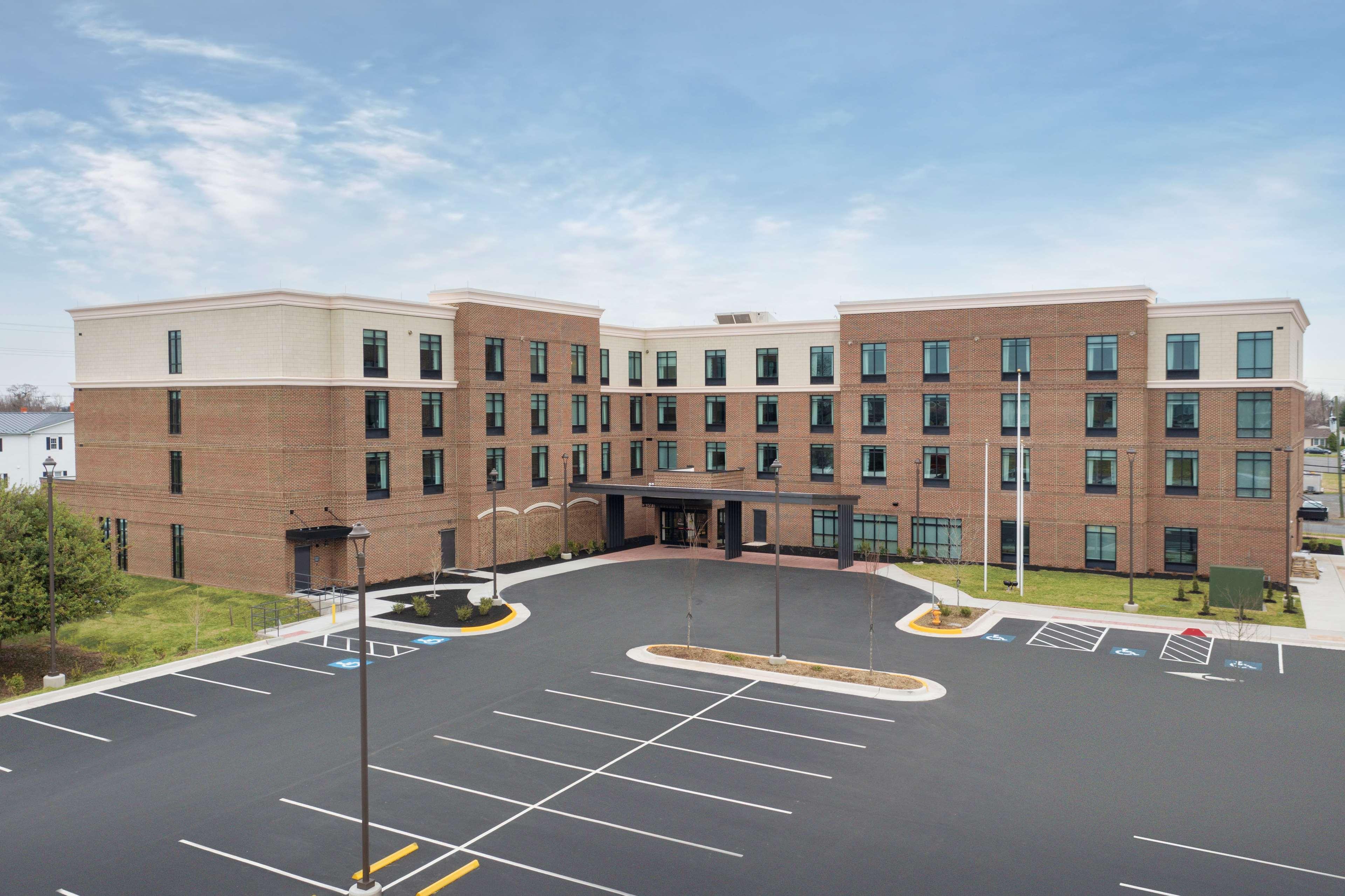 Hilton Garden Inn Haymarket Extérieur photo