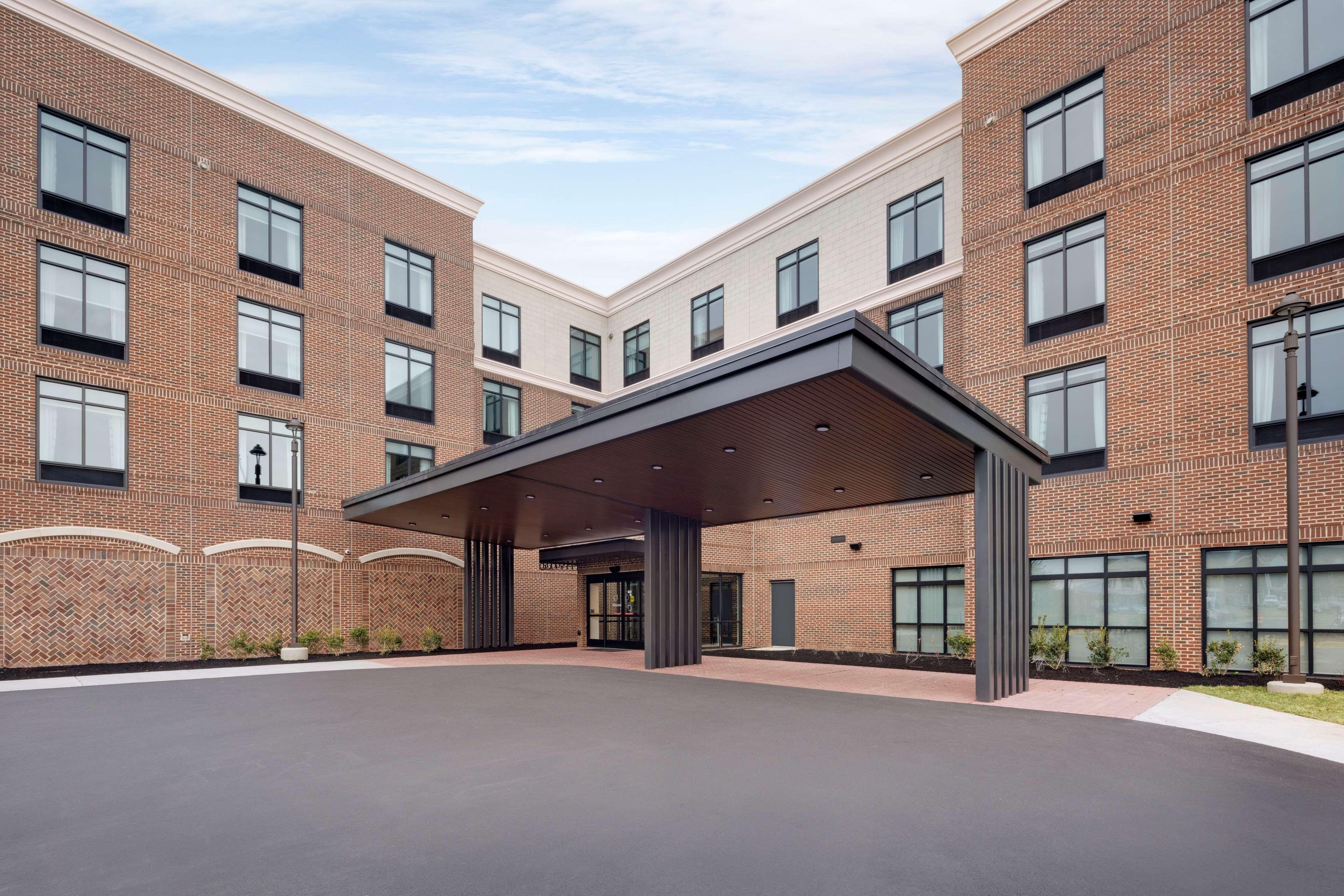 Hilton Garden Inn Haymarket Extérieur photo