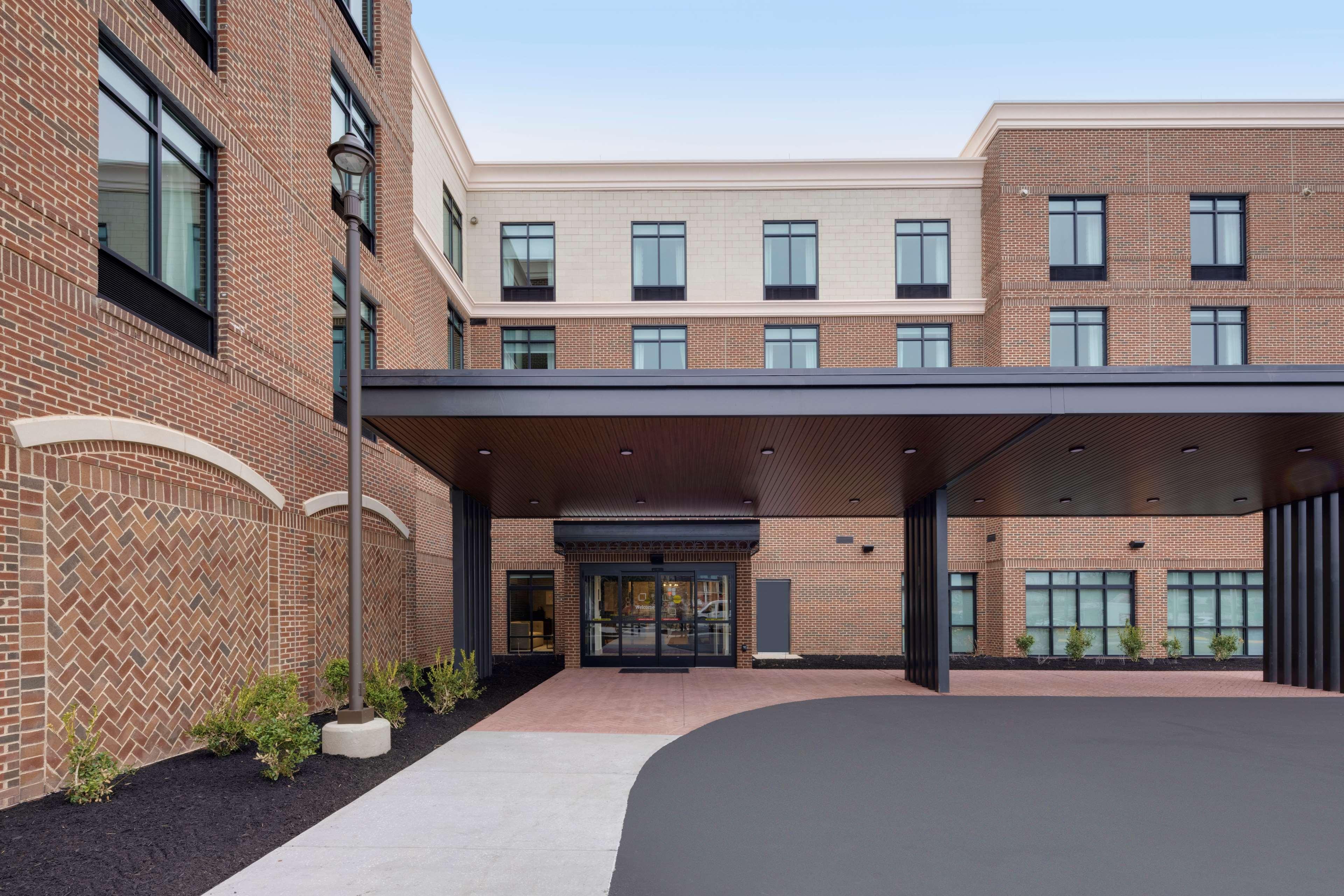 Hilton Garden Inn Haymarket Extérieur photo