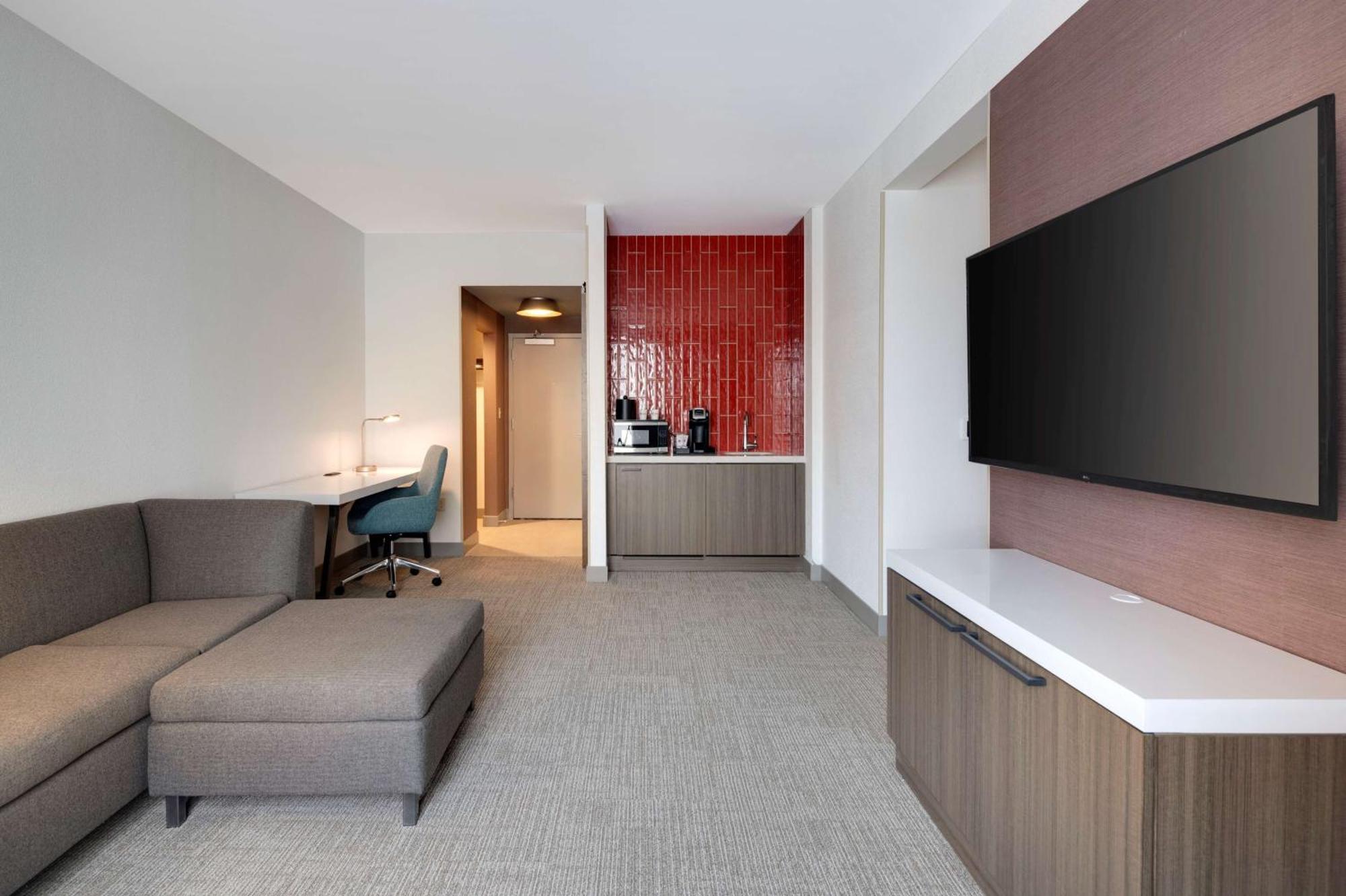 Hilton Garden Inn Haymarket Extérieur photo